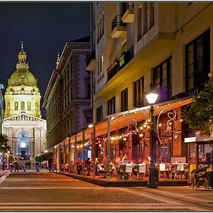 https://zrinyi-guesthouse.inbudapesthotels.com